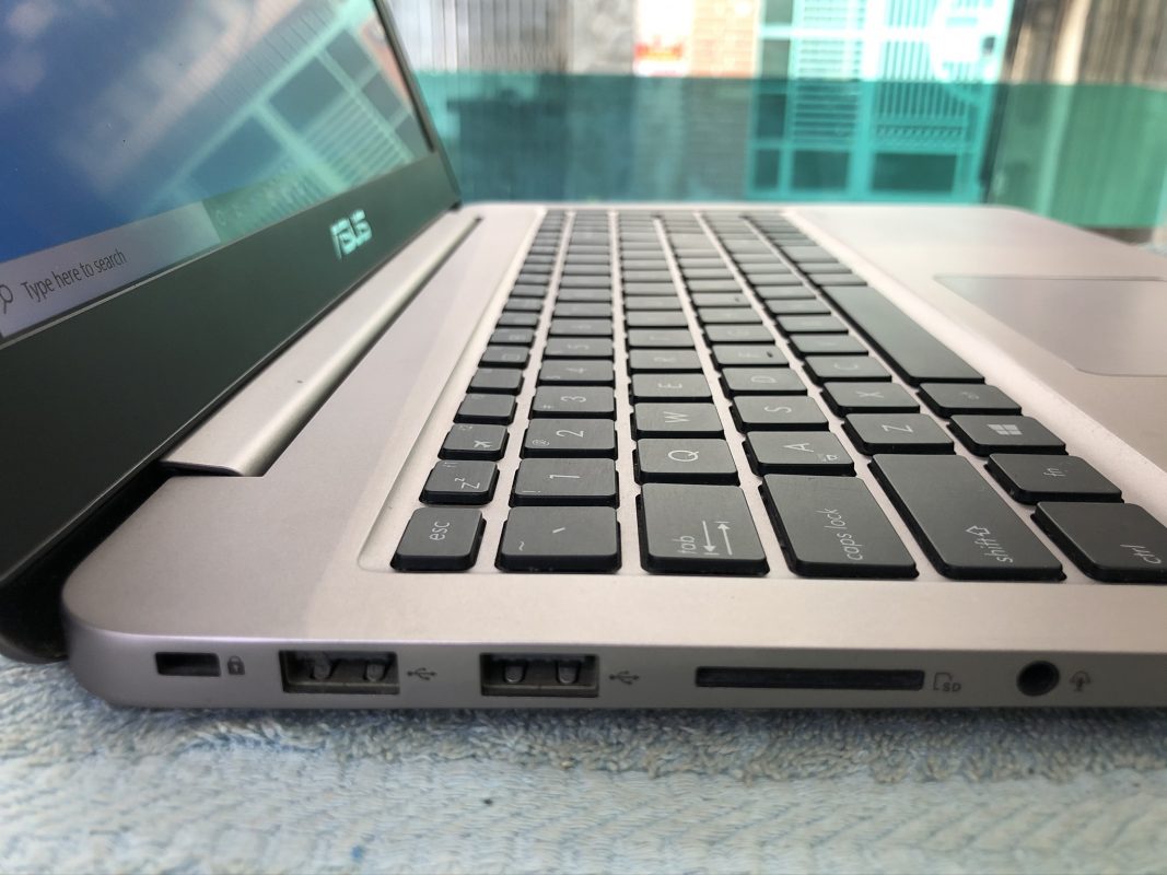 Asus ZenBook UX510UXK